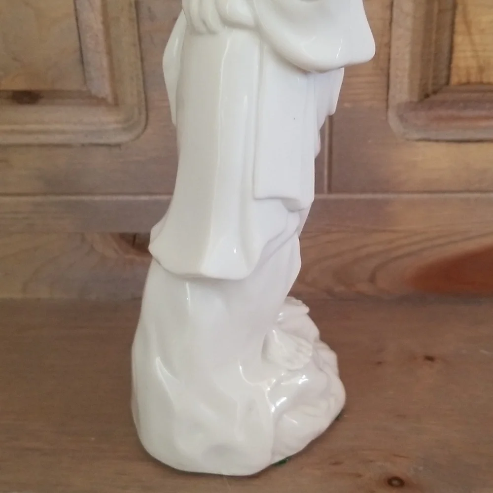Vintage Asian Fisherman Figurine
